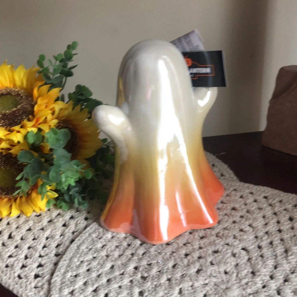 Ceramic LED Ghost Decor - Picture 7 of 9